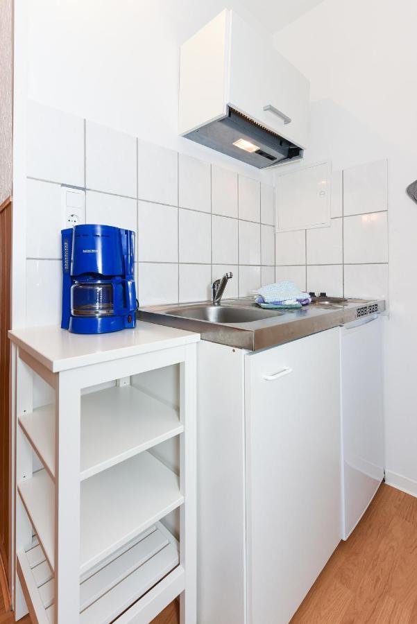 Ferienwohnungen Im Haus Waterkant Нойхарлингерзиль Экстерьер фото