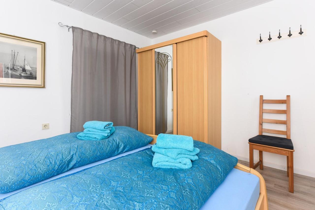Ferienwohnungen Im Haus Waterkant Нойхарлингерзиль Экстерьер фото